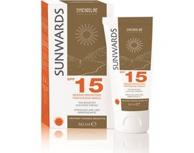 Synchroline Sunwards Face Tanning Booster SPF 15, Ενισχυτική Κρέμα Μαυρίσματος Προσώπου, Μέτριας αντιηλιακής προστασίας, χαρίζει ομοιογενές, έντονο και με διάρκεια μαύρισμα  50 ml  