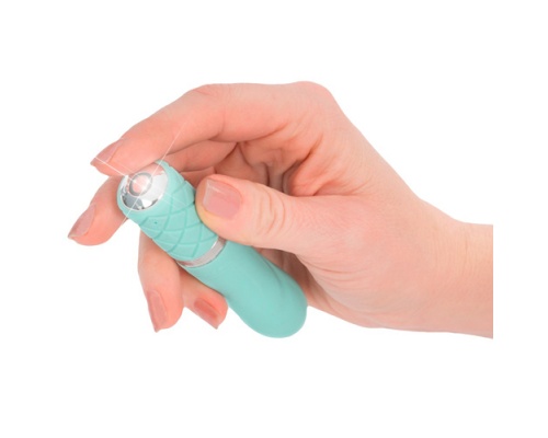 Pillow Talk Flirty Mini Vibrator, Δονητής σε υπέροχο σιέλ χρώμα και κουμπί από Swarovski με μαλακή αφή, 1 τμχ. Pillow Talk Flirty Mini Vibrator, Δονητής σε υπέροχο σιέλ χρώμα και κουμπί από Swarovski με μαλακή αφή, 1 τμχ.