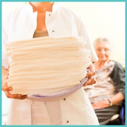 Πάνες + ΠροΪόντα Ακράτειας