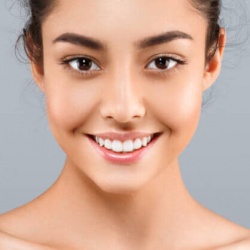 Ενυδάτωση Νεανικές Επιδερμίδες