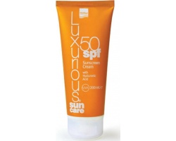 Intermed Luxurious Sun Care Body Cream SPF50 Αντηλιακή Κρέμα Σώματος με Υαλουρονικό Οξύ, 200ml