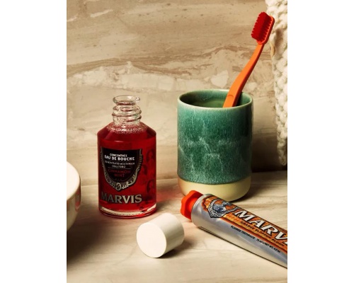 Marvis Cinnamon Mint Mouthwash Στοματικό Διάλυμα με Γεύση Κανέλας, 120ml Marvis Cinnamon Mint Mouthwash Στοματικό Διάλυμα με Γεύση Κανέλας, 120ml