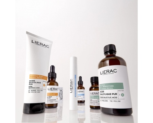 Lierac Πρωτόκολλο Λάμψης με Καθαρή Βιταμίνη C Συμπυκνωμένος Ορός, 30ml + 14 σακουλάκια*0,2g Lierac Πρωτόκολλο Λάμψης με Καθαρή Βιταμίνη C Συμπυκνωμένος Ορός, 30ml + 14 σακουλάκια*0,2g